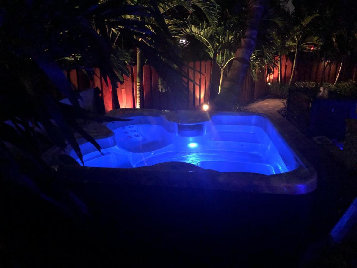 Billy'S Resort- Men Only - Solo Hombres Wilton Manors Esterno foto
